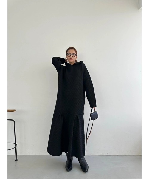 TRUNC（トランクエイティーエイト）の「Hooded Quilting Dress（ワンピース・レディース・ブラック/アイボリー・FREE）」の14枚目の写真