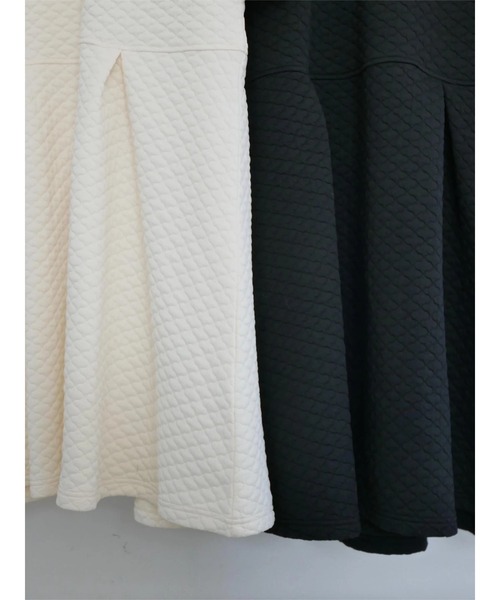 TRUNC（トランクエイティーエイト）の「Hooded Quilting Dress（ワンピース・レディース・ブラック/アイボリー・FREE）」の21枚目の写真