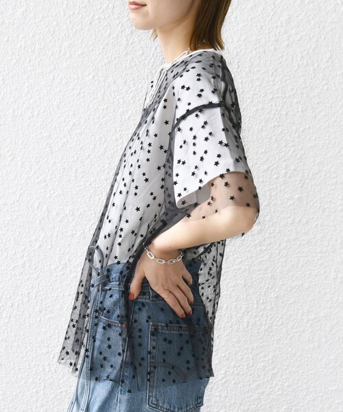 SHIPS(シップス)の「【WEB限定】スター チュール レイヤード TEE(Tシャツ/カットソー・レディース・グレー/レッド/オフホワイト・ONE SIZE)」の9枚目の写真