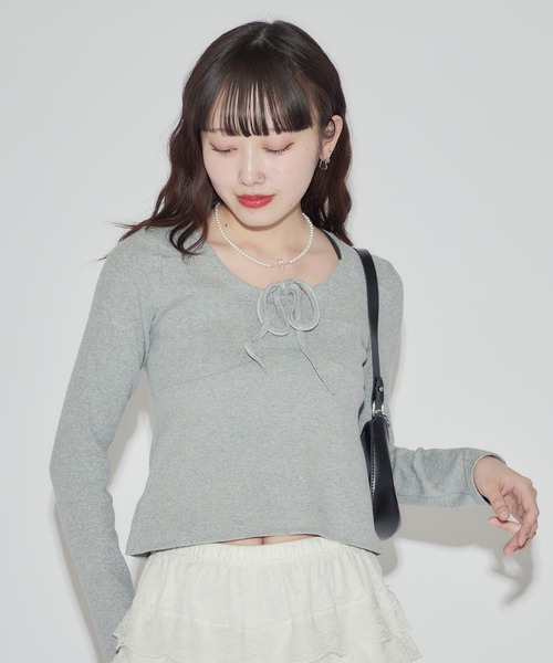 ROOPTOKYO(ループトウキョウ)の「ギャザーリボンカットソー 秋物 秋服 2026年秋冬(Tシャツ/カットソー・レディース・グレー/ホワイト・FREE)」の1枚目の写真