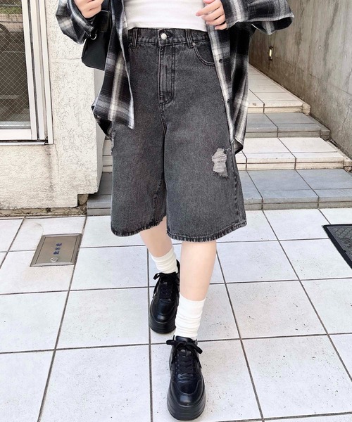 INGNI（イング）の「クラッシュデニムハーフパンツ（デニムパンツ・レディース・ブルー系その他/ブルー系その他4/グレー・M）」の4枚目の写真