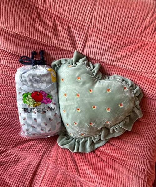 Casselini（キャセリーニ）の「Casselini HOME(キャセリーニ ホーム)ハートフリルクッション（クッション/クッションカバー・レディース・ブラック/ミント/イエロー・FREE）」の7枚目の写真