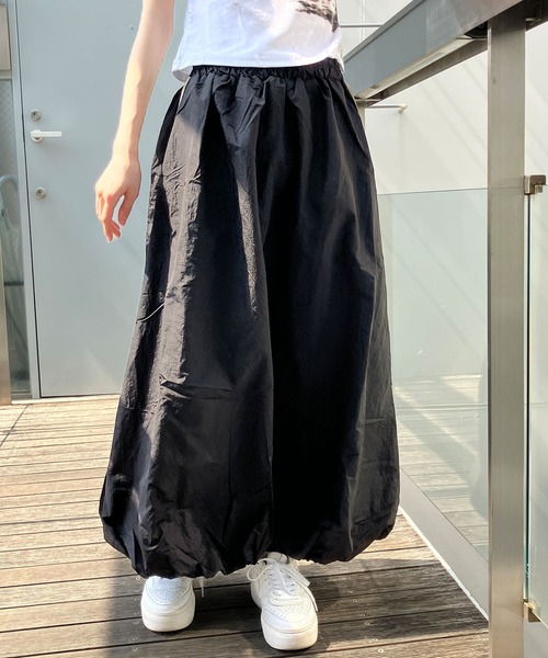 GLAMOROUS JANE(グラマラスジェーン)の「ブライトタフタバルーンラインスカート(スカート・レディース・ブラック/オフホワイト/グレー・FREE)」の21枚目の写真