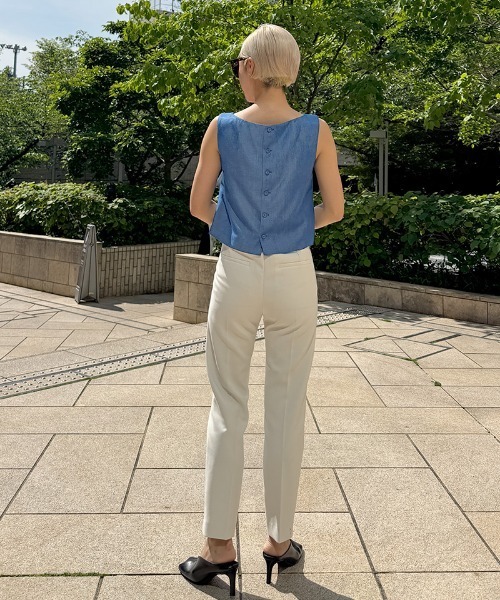 JENNE(ジェンヌ)の「エアリーデニム見えトップス(Tシャツ/カットソー・レディース・ブルー/ネイビー・LARGE/MEDIUM/SMALL)」の8枚目の写真
