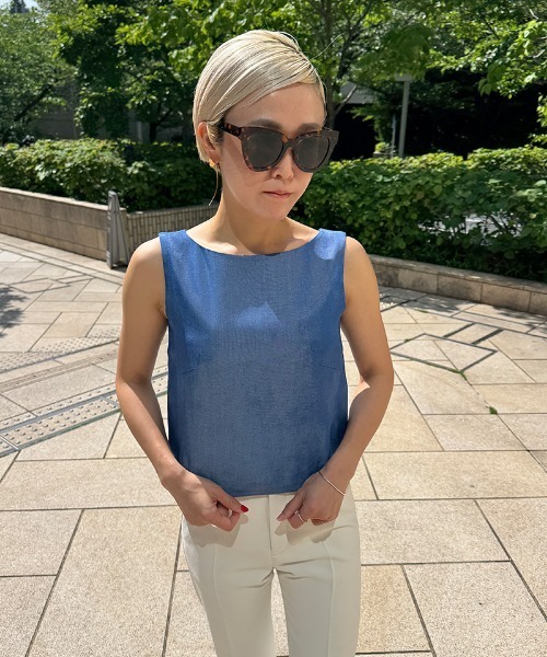 JENNE(ジェンヌ)の「エアリーデニム見えトップス(Tシャツ/カットソー・レディース・ブルー/ネイビー・LARGE/MEDIUM/SMALL)」の12枚目の写真