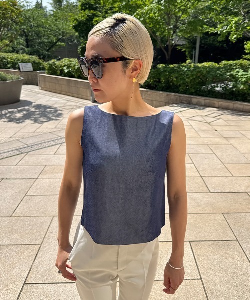 JENNE(ジェンヌ)の「エアリーデニム見えトップス(Tシャツ/カットソー・レディース・ブルー/ネイビー・LARGE/MEDIUM/SMALL)」の14枚目の写真