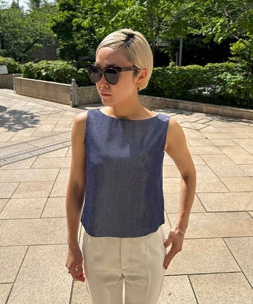JENNE(ジェンヌ)の「エアリーデニム見えトップス(Tシャツ/カットソー・レディース・ブルー/ネイビー・LARGE/MEDIUM/SMALL)」の19枚目の写真