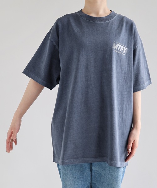 ANME(アンメ)の「【新サイズ追加】ピグメント加工MTFYロゴプリント半袖Tシャツ(Tシャツ/カットソー・レディース・ブラック/オフホワイト/ブラウン/ネイビー・M/L/XL/XXL/S)」の9枚目の写真