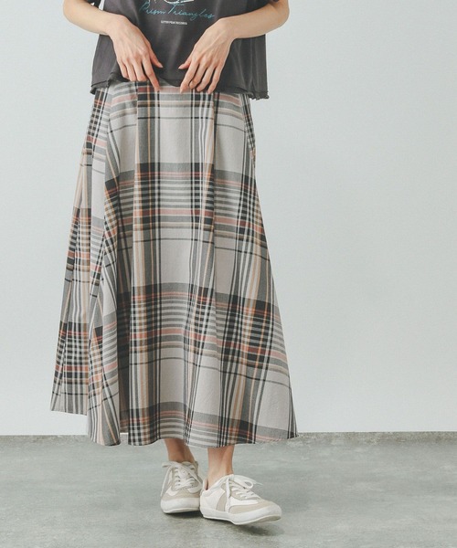 GLOBAL WORK（グローバルワーク）の「コットンライクフレアスカート/319740（スカート・レディース・ブラック/ベージュ/カーキ/ブラック系その他5・REGULER/SHORT）」の16枚目の写真