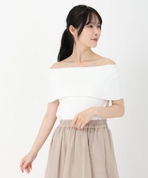オフショルダーニット