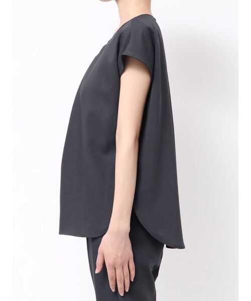 TONAL（トーナル）の「フェイクリネンフロントバーブラウス（シャツ/ブラウス・レディース・オフホワイト/ベージュ/ネイビー/ブラウン・MEDIUM）」の22枚目の写真