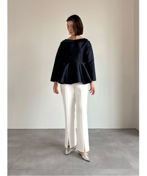 UR'S(ユアーズ)の「スリットデザインスリムパンツ(その他パンツ・レディース・ホワイト/ブラック/チャコール・M/S/L)」の4枚目の写真