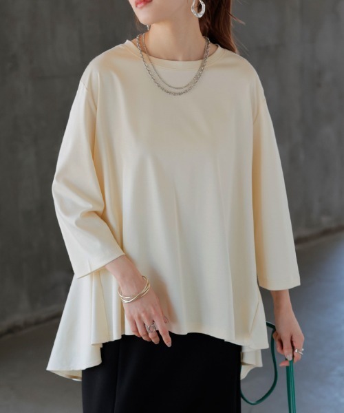 HUG.U(ハグユー)の「まるでシルク。 接触冷感フレアTシャツ(Tシャツ/カットソー・レディース・アイボリー/ブラック/スモークピンク/ダークグレー/ミント/ホワイト・FREE)」の21枚目の写真