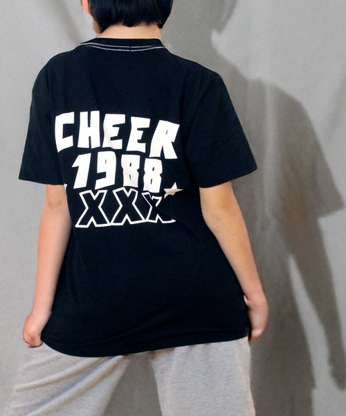 CHEER(チアー)の「ネックスターバックプリントBIGTEE(Tシャツ/カットソー・レディース・ブラック/ホワイト・S/M/L)」の5枚目の写真