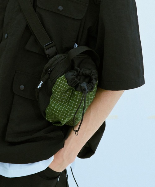 BROKEN BASE（ブロークンベース）の「2WAY GEAR ウエストショルダーバッグ（ショルダーバッグ・メンズ・ブラック/カーキ/グレー/ブラウン・フリー）」の19枚目の写真