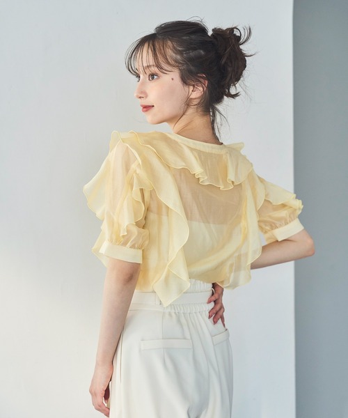 31 Sons de mode（トランテアン　ソン　ドゥ　モード）の「2025春夏新作 シアーラッフルブラウス（シャツ/ブラウス・レディース・ネイビー/イエロー/ホワイト・ﾌﾘ-）」の4枚目の写真