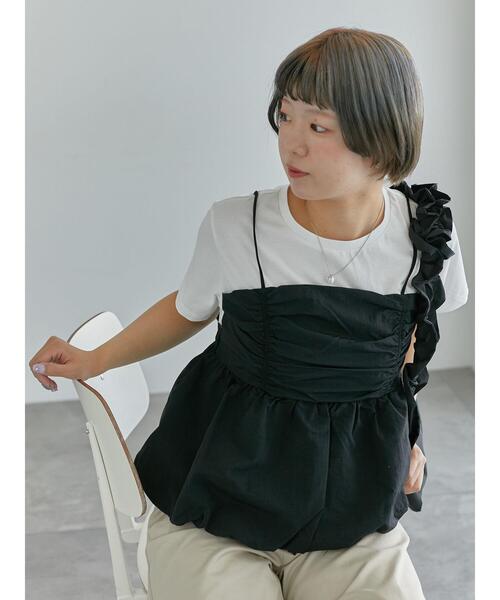 ehka sopo(エヘカソポ)の「ビスチェドッキングTシャツ(Tシャツ/カットソー・レディース・サックスブルー/ブラック/ベージュ・F)」の2枚目の写真