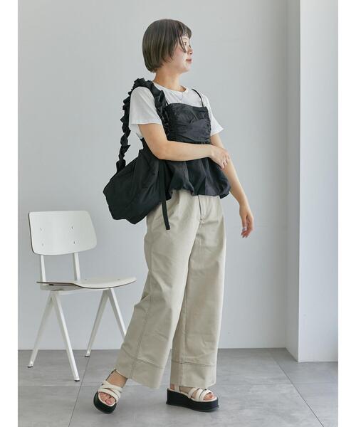 ehka sopo(エヘカソポ)の「ビスチェドッキングTシャツ(Tシャツ/カットソー・レディース・サックスブルー/ブラック/ベージュ・F)」の8枚目の写真