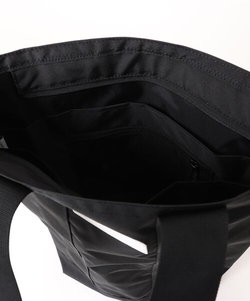 Manhattan Portage（マンハッタンポーテージ）の「ELDRIDGE STREET TOTE 300P CORDURA ECO SHEEN VOL.2（トートバッグ・レディース・ブラック・MEDIUM）」の17枚目の写真