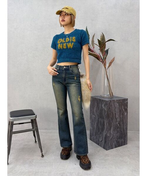 EVRIS（エヴリス）の「ヴィンテージライクダメージフレアデニムパンツ（デニムパンツ・レディース・インディゴブルー/ブラック・SMALL/MEDIUM）」の14枚目の写真