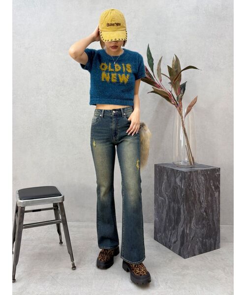 EVRIS（エヴリス）の「ヴィンテージライクダメージフレアデニムパンツ（デニムパンツ・レディース・インディゴブルー/ブラック・SMALL/MEDIUM）」の15枚目の写真