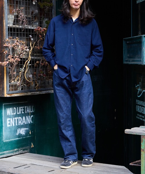 WILD LIFE TAILOR Adam et Rope'（ワイルドテーラーアダムエロペ　）の「【WILD LIFE TAILOR】カディコットン ロングスリーブ レギュラーカラーシャツ / ロングシーズン着用可能（シャツ/ブラウス・メンズ・グレー/ブラック系その他3・M/L）」の4枚目の写真