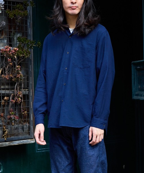 WILD LIFE TAILOR Adam et Rope'（ワイルドテーラーアダムエロペ　）の「【WILD LIFE TAILOR】カディコットン ロングスリーブ レギュラーカラーシャツ / ロングシーズン着用可能（シャツ/ブラウス・メンズ・グレー/ブラック系その他3・M/L）」の8枚目の写真