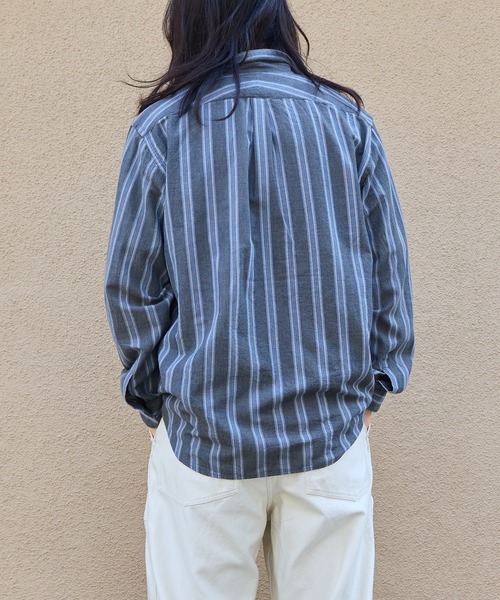 WILD LIFE TAILOR Adam et Rope'（ワイルドテーラーアダムエロペ　）の「【WILD LIFE TAILOR】カディコットン ロングスリーブ レギュラーカラーシャツ / ロングシーズン着用可能（シャツ/ブラウス・メンズ・グレー/ブラック系その他3・M/L）」の16枚目の写真