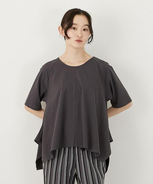 LOGEMENT DE CLAIRE（ロジュモンドクレール）の「【LOURMARIN】フレアーヘムTシャツ（Tシャツ/カットソー・レディース・グリーン/スミクロ/オフホワイト・FREE）」の2枚目の写真