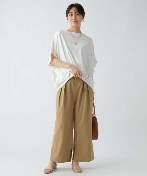 Elura(エルーラ)の「ドレスアップバルーンプルオーバー / 494673(Tシャツ/カットソー・レディース・ブラック/ブラウン/ホワイト/ネイビー・FREE)」の5枚目の写真
