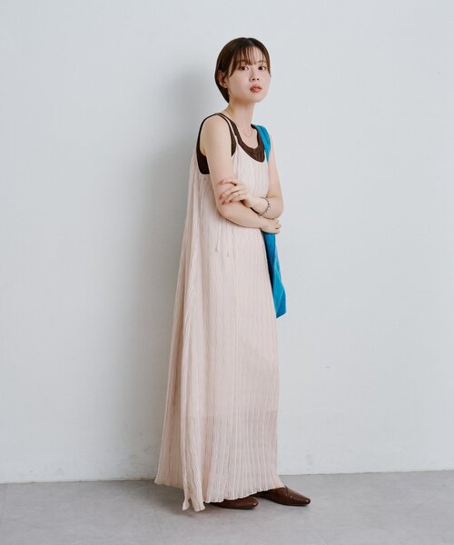 Kastane(カスタネ)の「【新色追加/4色展開/前後2WAY】ブークレニットタンク(タンクトップ・レディース・チャコールグレー/サックスブルー/アイボリー/ブラウン・FREE)」の17枚目の写真