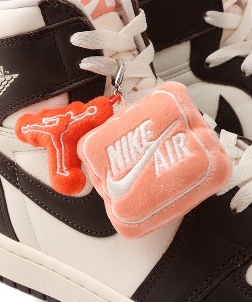 JORDAN BRAND WMNS AIR JORDAN 1 RETRO HI OG / ジョーダン ブランド