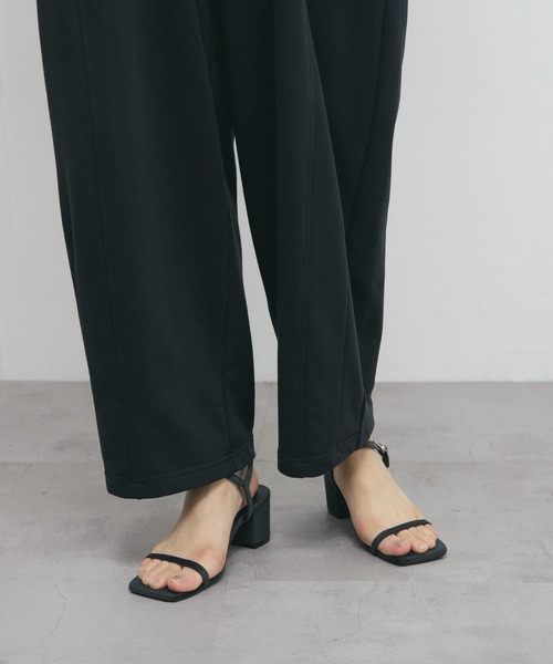 KBF（ケイビーエフ）の「スリムストラップサンダル（サンダル・レディース・ネイビー/イエロー・36/37/38）」の6枚目の写真