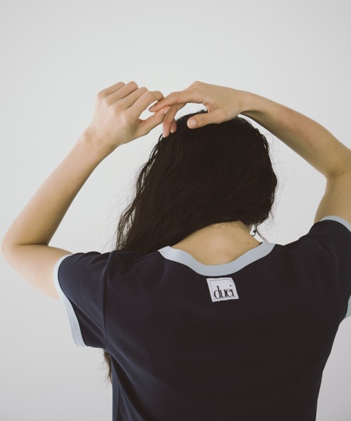duei(デュイ)の「コンパクトリンガーTシャツ(Tシャツ/カットソー・レディース・ライトグレー/ネイビー・FREE)」の12枚目の写真