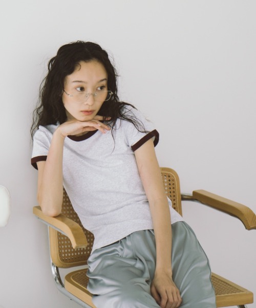 duei(デュイ)の「コンパクトリンガーTシャツ(Tシャツ/カットソー・レディース・ライトグレー/ネイビー・FREE)」の22枚目の写真