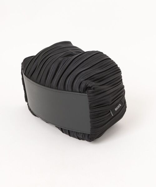 BLUEORB（ブルーオーブ）の「Cocoon bag ハンドバッグ プリーツバッグ（ハンドバッグ・レディース・ブラック/オリーブ/ベージュ・ONESIZE）」の15枚目の写真