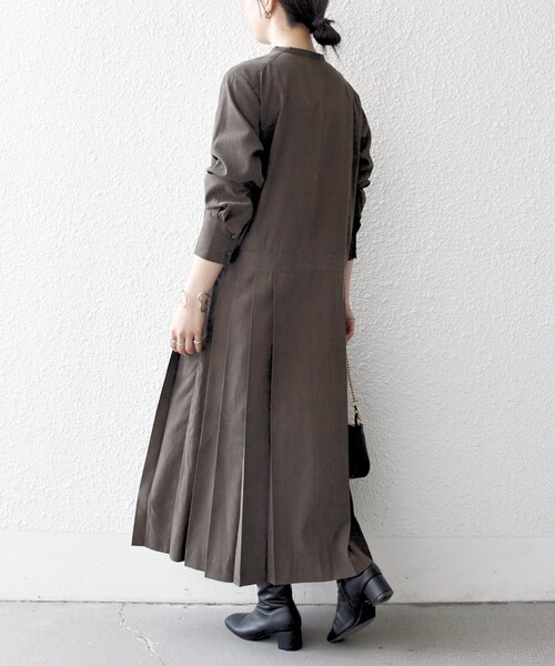 SHIPS any:〈洗濯機可能〉ピーチスキン サイド プリーツ バンドカラー