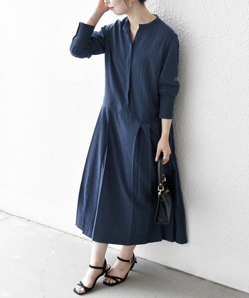 【新品】ドッキングプリーツワンピース✳︎ブラック✳︎サイズ2 定価26400円 セール】SHIPS any:〈洗濯機可能〉ピーチスキン サイド プリーツ