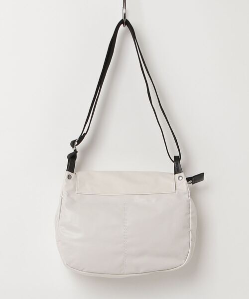 Jack Gomme（ジャックゴム）の「JACK GOMME Paris NICO LIGHT SHOULDER BAG ジャックゴム パリス ニコ ショルダーバッグ（ショルダーバッグ・レディース・ホワイト系1/ベージュ系1/グリーン系1・FREE）」の17枚目の写真