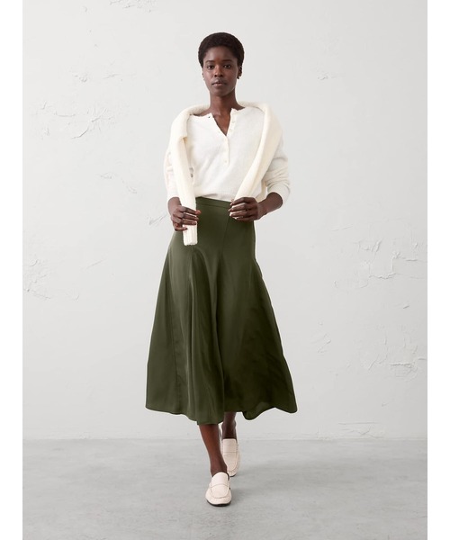 BANANA REPUBLIC FACTORY STORE（バナナリパブリック ファクトリーストア）の「BANANA REPUBLIC FACTORY STORE　　ゴデットツイル ミディスカート（スカート・レディース・ネイビー/レッド/ブラック/グリーン・2/4/0/8/6）」の6枚目の写真