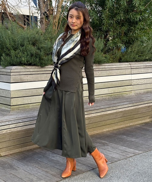 BANANA REPUBLIC FACTORY STORE（バナナリパブリック ファクトリーストア）の「BANANA REPUBLIC FACTORY STORE　　ゴデットツイル ミディスカート（スカート・レディース・ネイビー/レッド/ブラック/グリーン・2/4/0/8/6）」の7枚目の写真