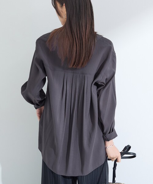 INDIVI（インディヴィ）の「【体型カバー／清涼感】シアーオーバーシャツ（シャツ/ブラウス・レディース・ホワイト/ピンク/グリーン/ダークグレー・15 /13/05/38/34）」の13枚目の写真