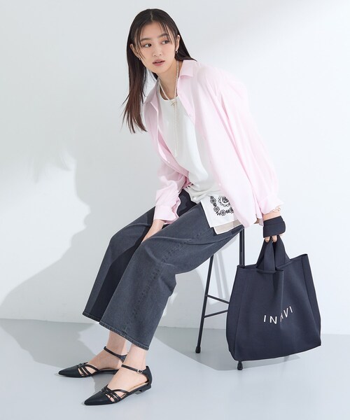INDIVI（インディヴィ）の「【体型カバー／清涼感】シアーオーバーシャツ（シャツ/ブラウス・レディース・ホワイト/ピンク/グリーン/ダークグレー・15 /13/05/38/34）」の21枚目の写真