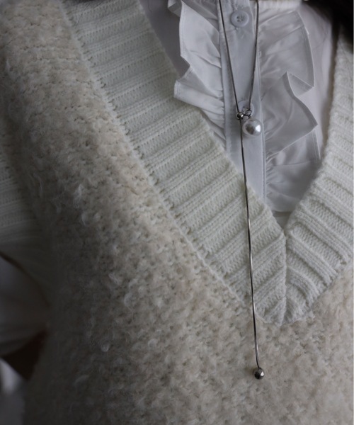 YENNA（イェンナ）の「【プードルニットオーバーベスト】Vネックニットベスト/ファーニットベスト（ベスト・レディース・アイボリー/グレイッシュベージュ/チャコールグレー・FREE）」の22枚目の写真