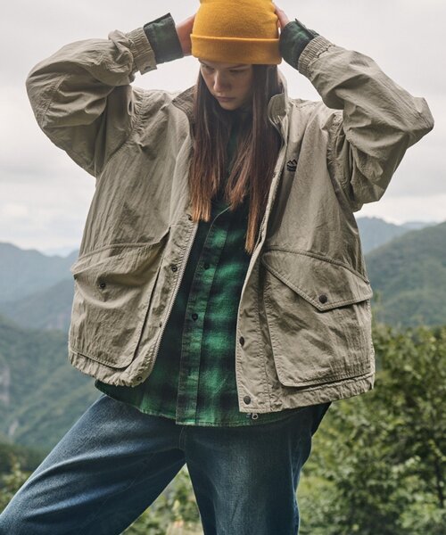 Franklin Climbing（フランクリンクライミング）の「【Franklin climbing】アルパインビンテージ加工ジャケット（ナイロンジャケット・レディース・チャコールグレー/ネイビー/カーキ/グレイッシュベージュ・MEDIUM/LARGE）」の17枚目の写真