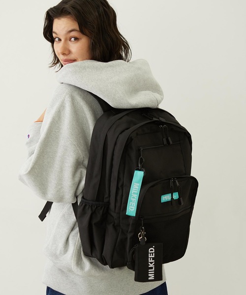 23L】W ZIP BACKPACK LtGREEN【PC収納可・A4サイズ・WEB限定】（バック