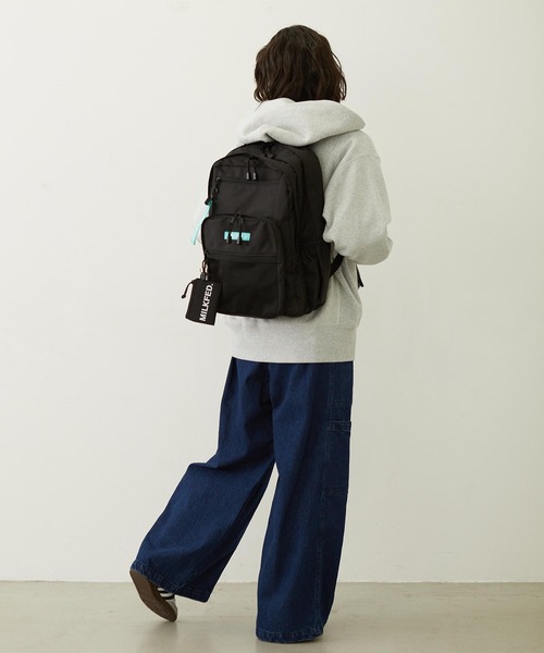 MILKFED.(ミルクフェド)の「【23L】W ZIP BACKPACK LtGREEN【PC収納可・A4サイズ・WEB限定】(バックパック/リュック・レディース・ブラック・ONE SIZE)」の22枚目の写真