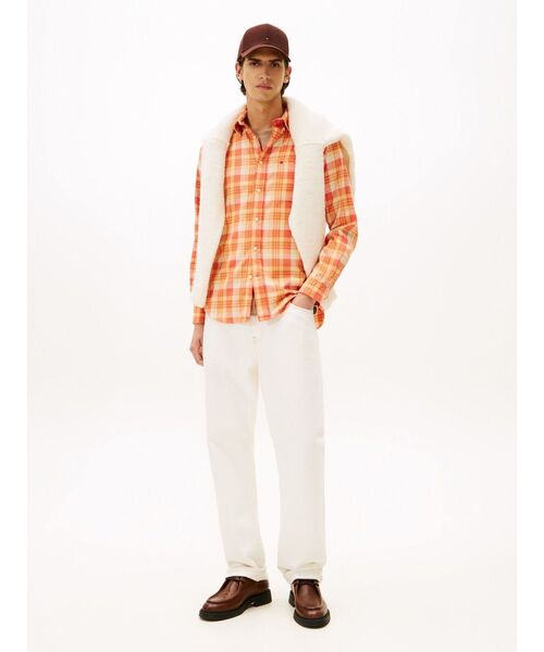 TOMMY HILFIGER(トミーヒルフィガー)の「ソフトタッチブレンドチェックレギュラーフィットシャツ(シャツ/ブラウス・メンズ・オレンジ系その他2・MEDIUM/LARGE/SMALL/X-LARGE)」の3枚目の写真