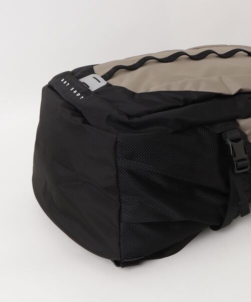 THE NORTH FACE(ザノースフェイス)の「ザ ノース フェイス THE NORTH FACE Hot Shot_ホットショット(バックパック/リュック・メンズ・その他・ONE SIZE)」の2枚目の写真