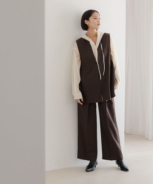 LOWRYS FARM（ローリーズファーム）の「シアーフードシャツ  580082（シャツ/ブラウス・レディース・ブラウン/オフホワイト/ブルー・FREE）」の7枚目の写真